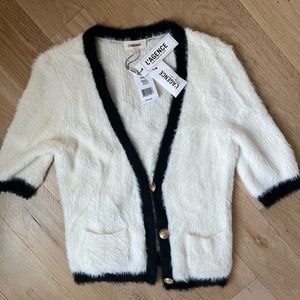 Stunning, worn 1x l’agence fuzzy sweater!! So cute and stylish